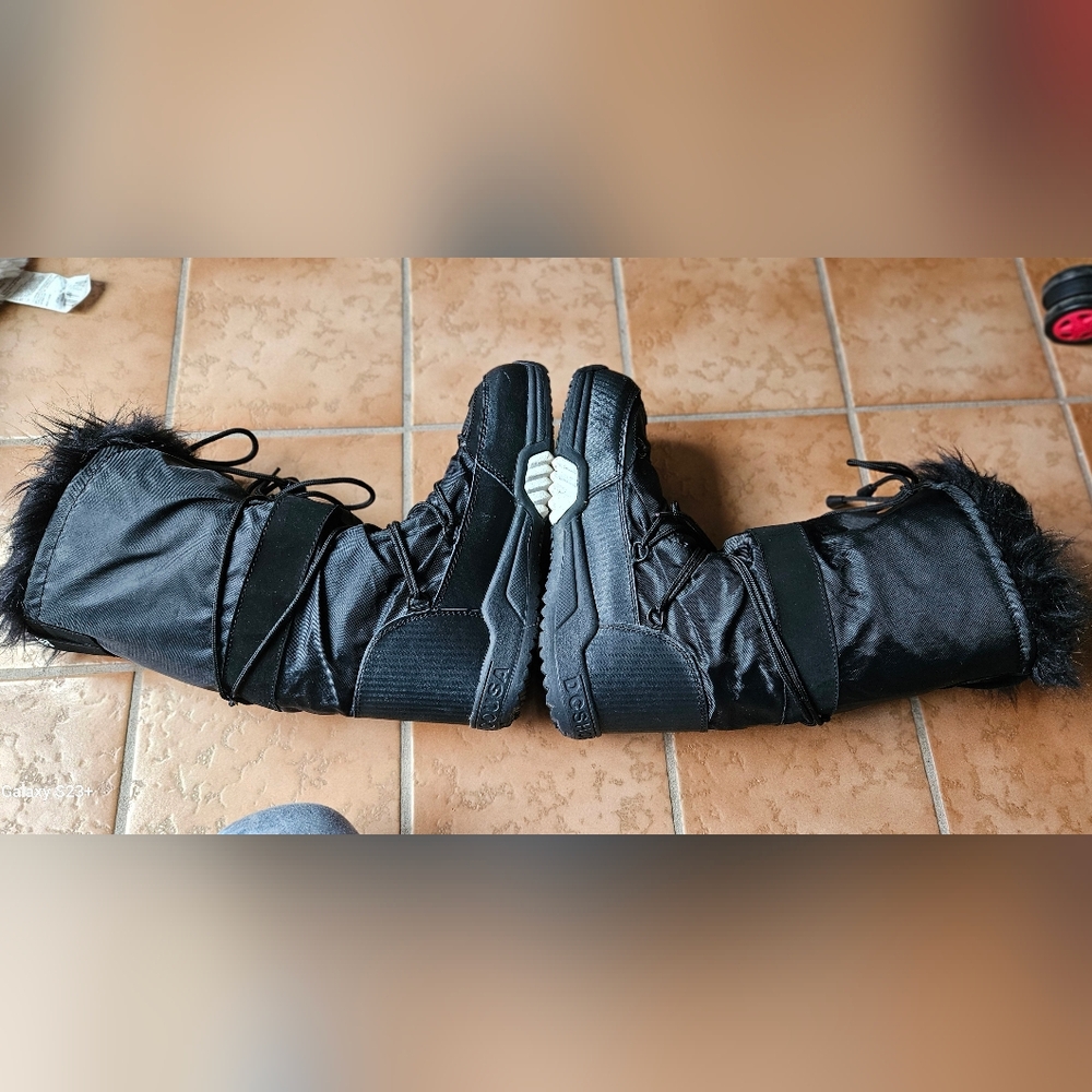 VTG DC Shoes Chalet SE 2.0 Black Snow Moon Boots Faux Fur Rhinestone Y2K - Picture 7 of 13